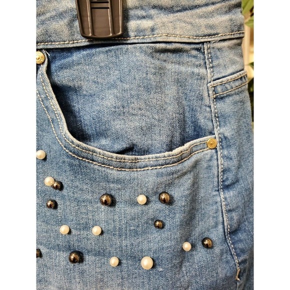 Mignon Women Blue Denim Cotton Blend Distressed A-Line Jean Skirt Size 1,2 & 3XL - Picture 5 of 12